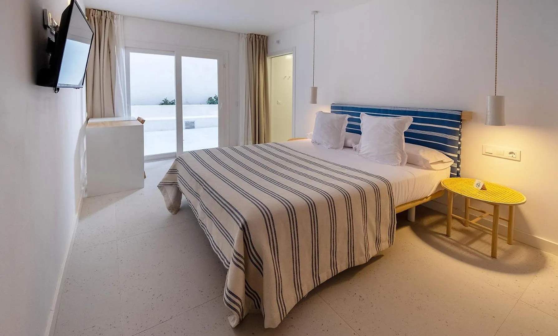 ***  Hotel Bini Porto Cristo İspanya